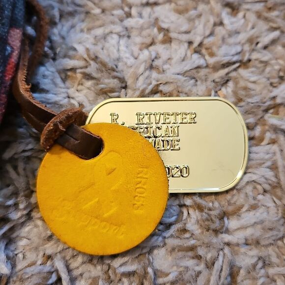 R. Riveter Brown and Blue Floral Patton Crossbody - Picture 2 of 7